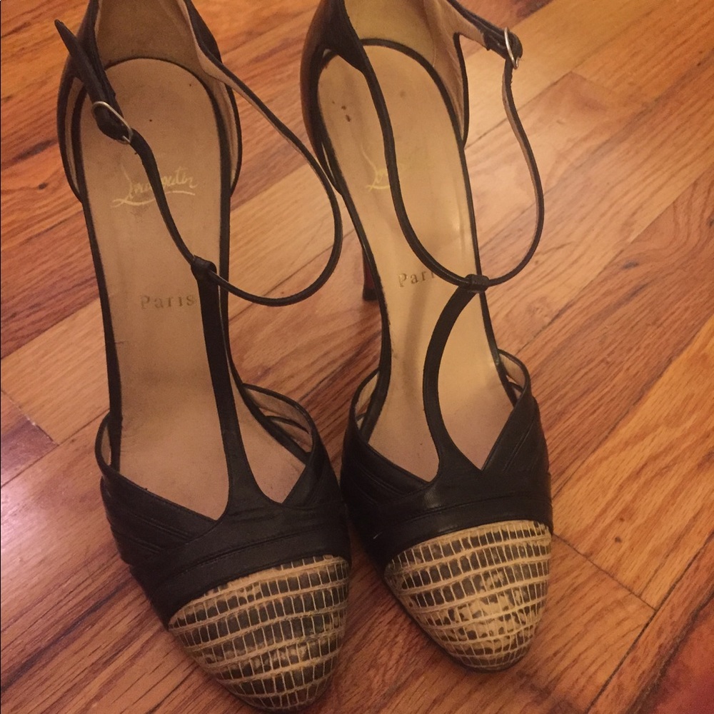 Christian Louboutin Gino T-Stap Pumps